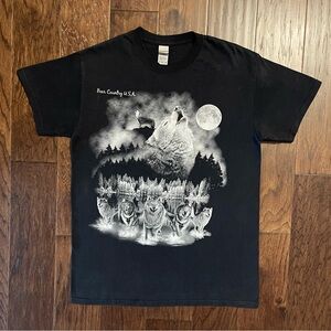 Vintage Y2K Wolf Pack Nature Graphic Tee Black Medium
